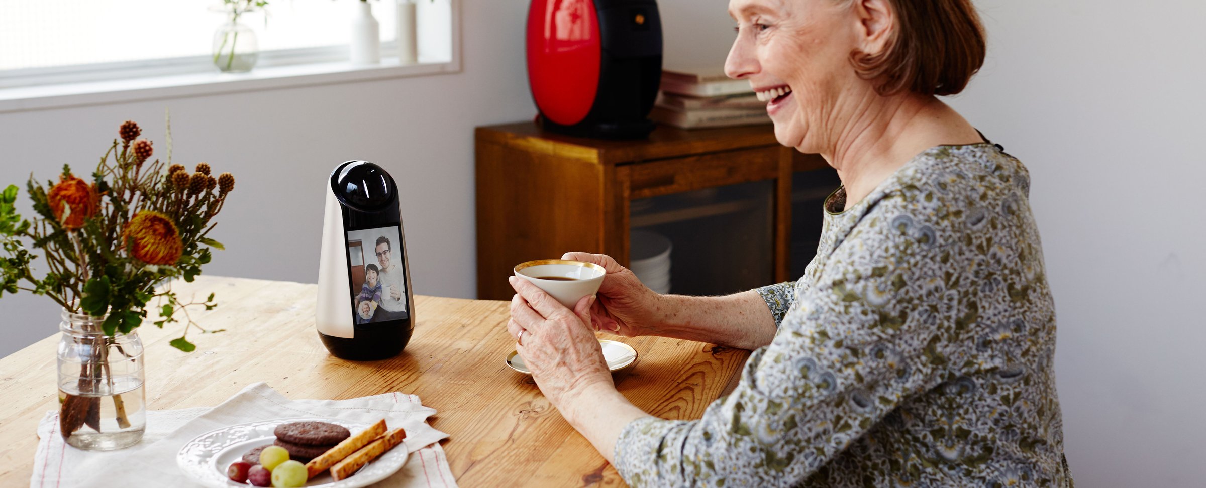 IOT agent concept xperia sony ausbar constructora